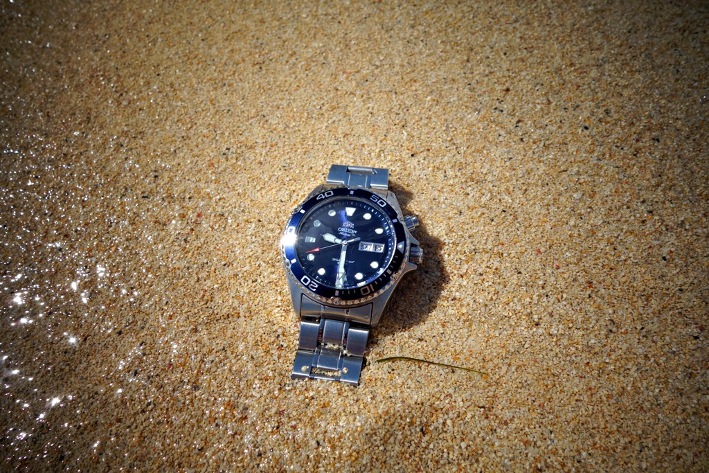 [開箱]機械錶推薦高C/P值的ORIENT東方錶 FEM65009D BLUE RAY 潛水錶 水鬼 | 機械錶推薦 | 好吃美食的八里人