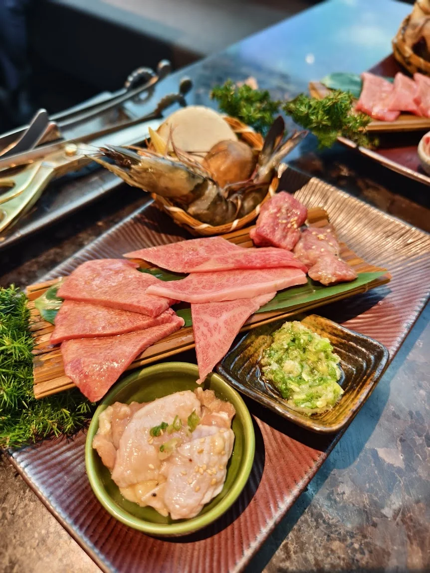 老乾杯和牛燒肉拼盤特寫 2026 實拍